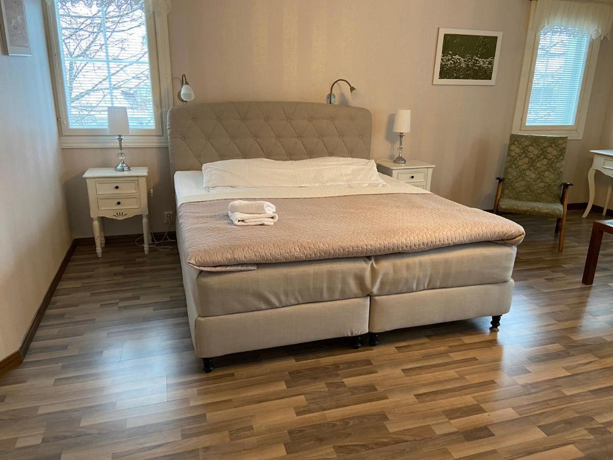 Lyhdyn Tila Hotel Kaarina Bagian luar foto
