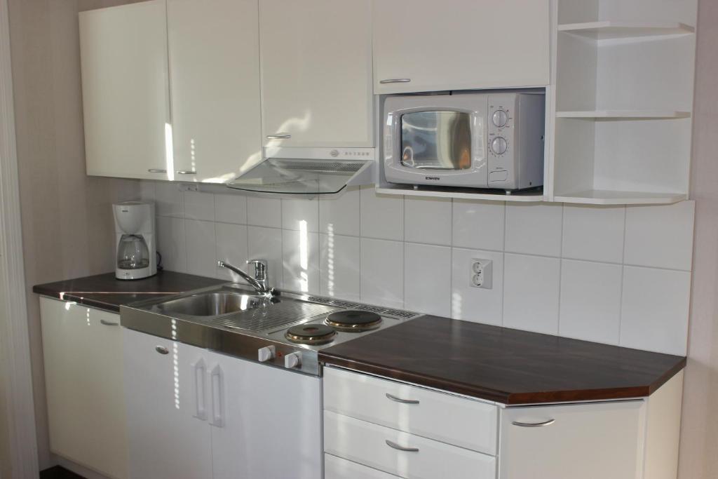 Lyhdyn Tila Hotel Kaarina Ruang foto