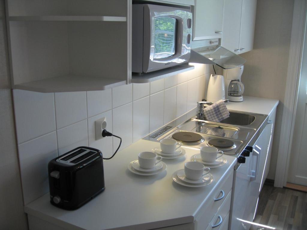 Lyhdyn Tila Hotel Kaarina Ruang foto