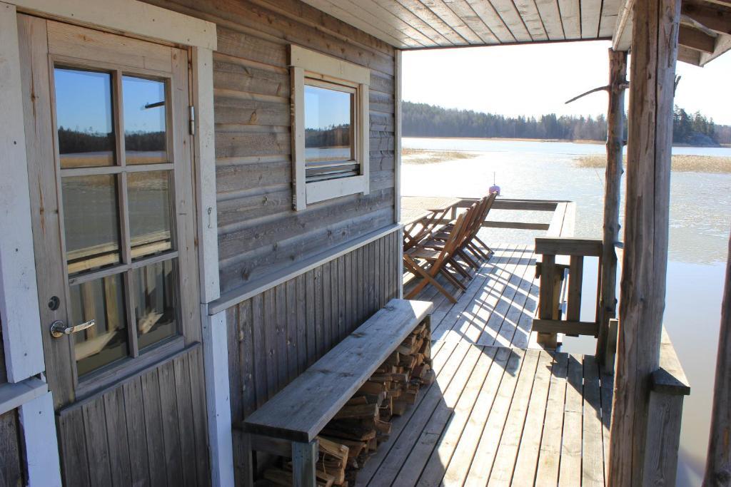 Lyhdyn Tila Hotel Kaarina Bagian luar foto